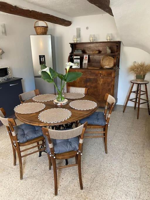 Maison De Village 5 Vacanciers Chez Nene Et Bibi Roquemaure  Extérieur photo